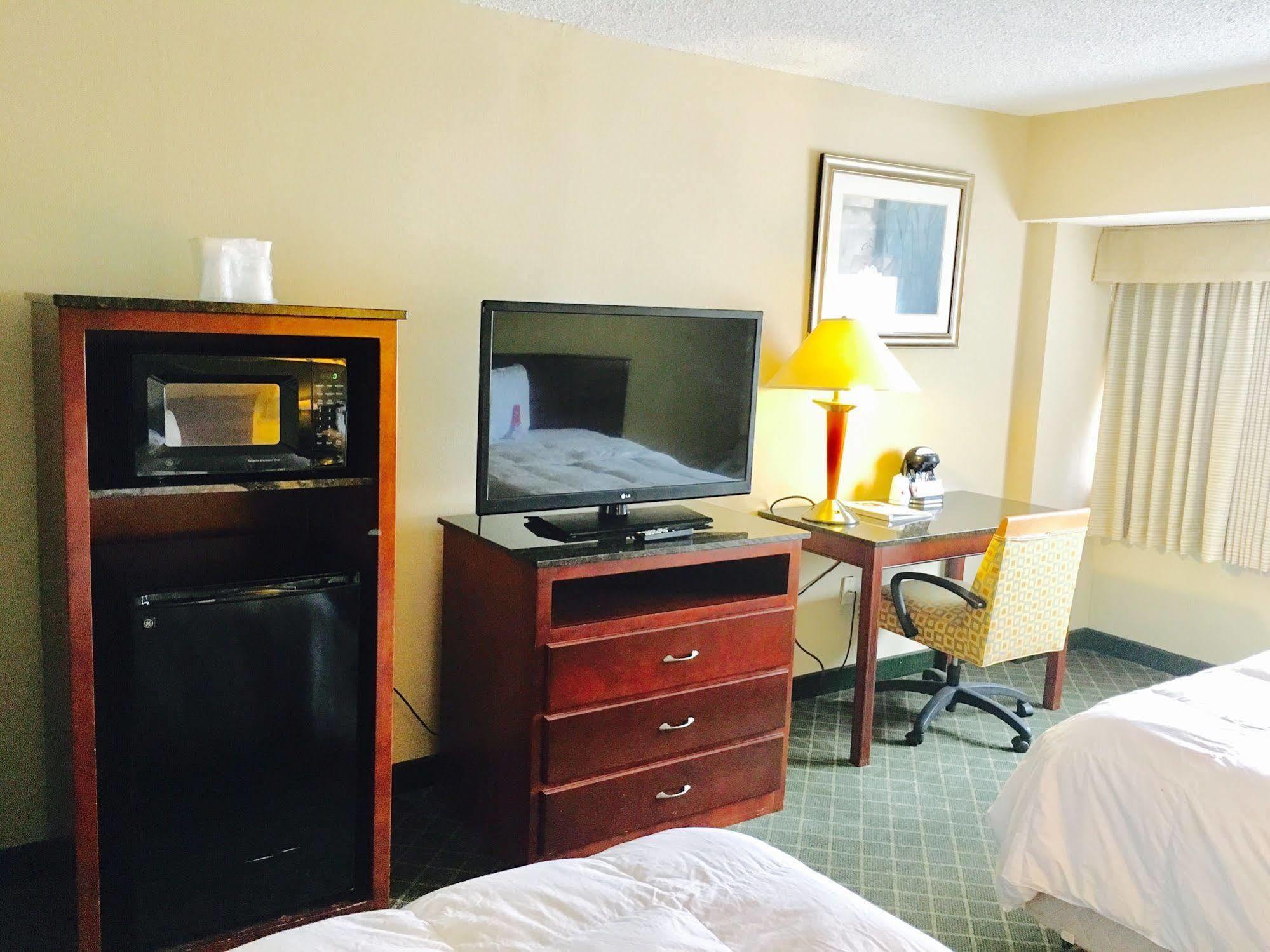 Rodeway Inn Sandston Luaran gambar