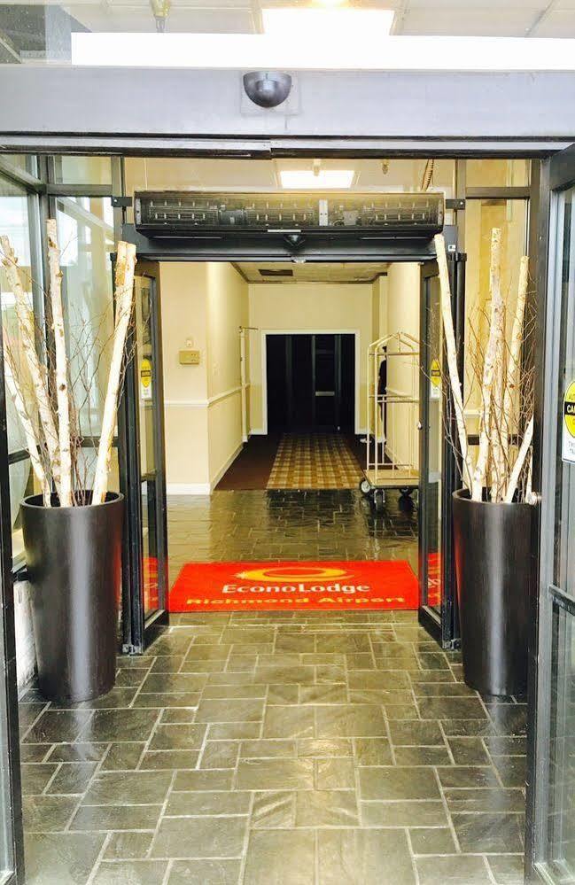 Rodeway Inn Sandston Luaran gambar